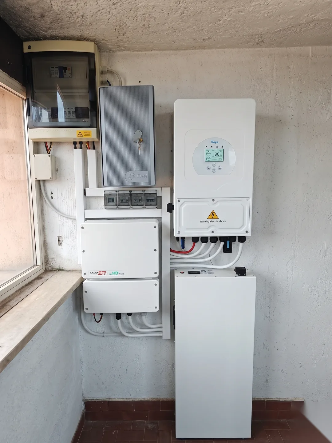 Batería IBWT instalada sobre instalación SolarEdge - inversor existente sin cambios